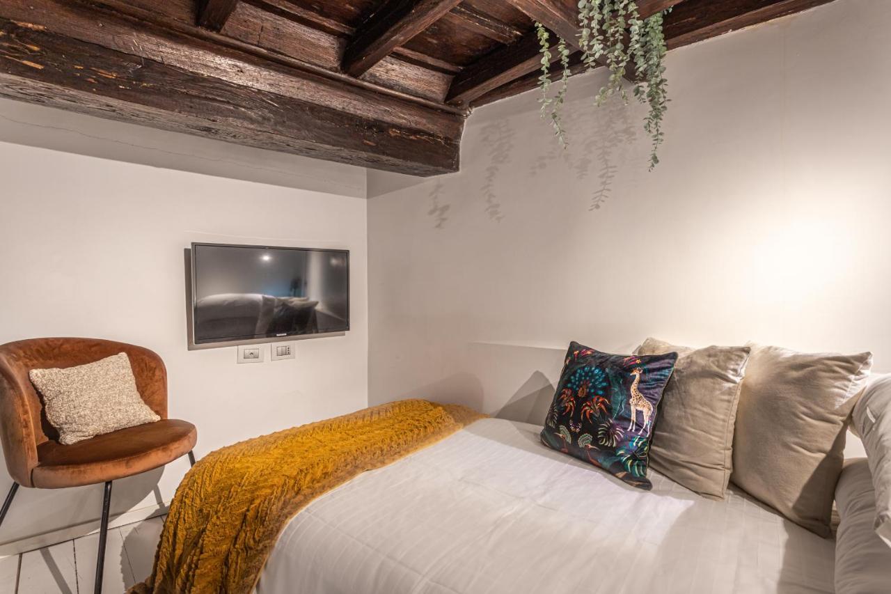 Lucrezia Apartment - Close To Piazza Navona Rom Eksteriør billede