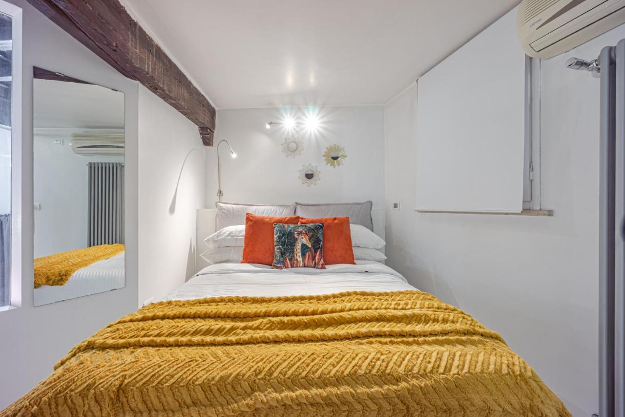 Lucrezia Apartment - Close To Piazza Navona Rom Eksteriør billede